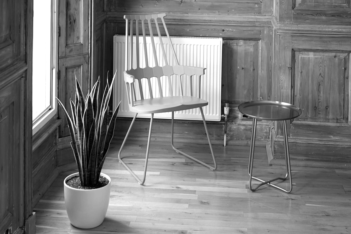 Sol effet pierre dans un intérieur moderne — Atelier SCARS